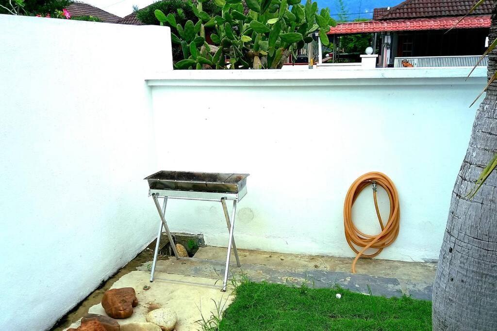 Single Storey 12 Pax Ipoh